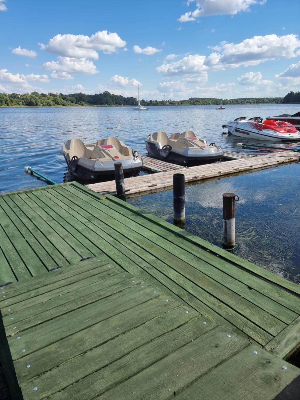 Hotel Mikorzyn Ślesin Exteriör bild