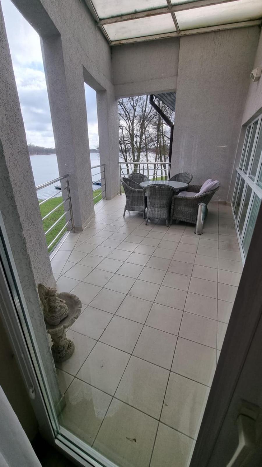 Hotel Mikorzyn Ślesin Exteriör bild